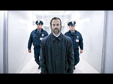 【映画紹介】7年間の獄中生活を経て、元ギャンブルの天才が、マフィアを壊滅させるほど危険な心理戦を携えて帰ってくる。